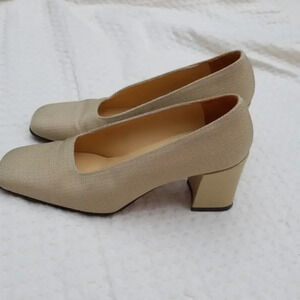 - Via Spiga woven neutral pumps 7.5
